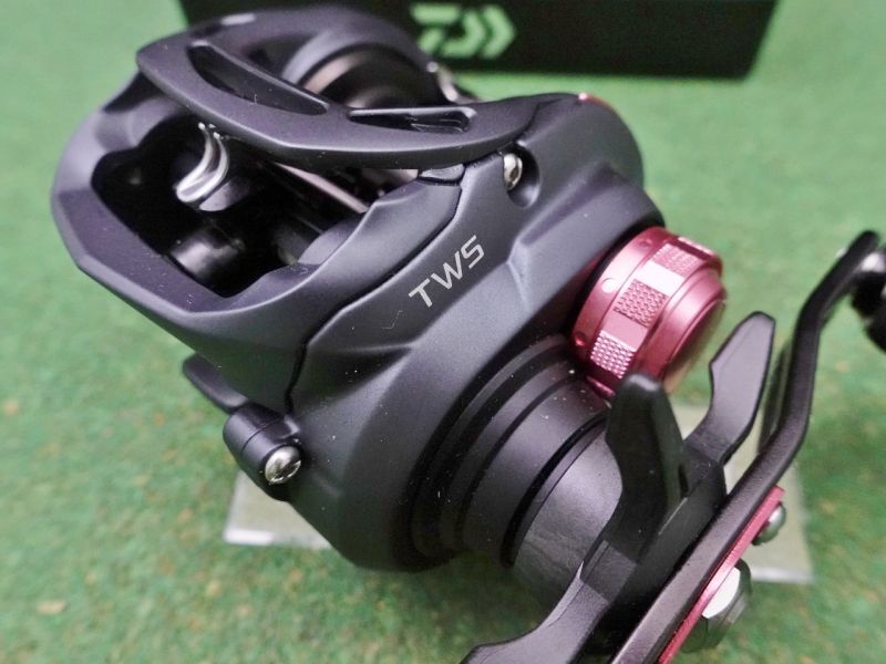 Daiwa Zillion Catalina TW 100PL 4.9 - Lime Bait